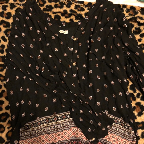 Button up hollister shirt - Picture 2 of 5